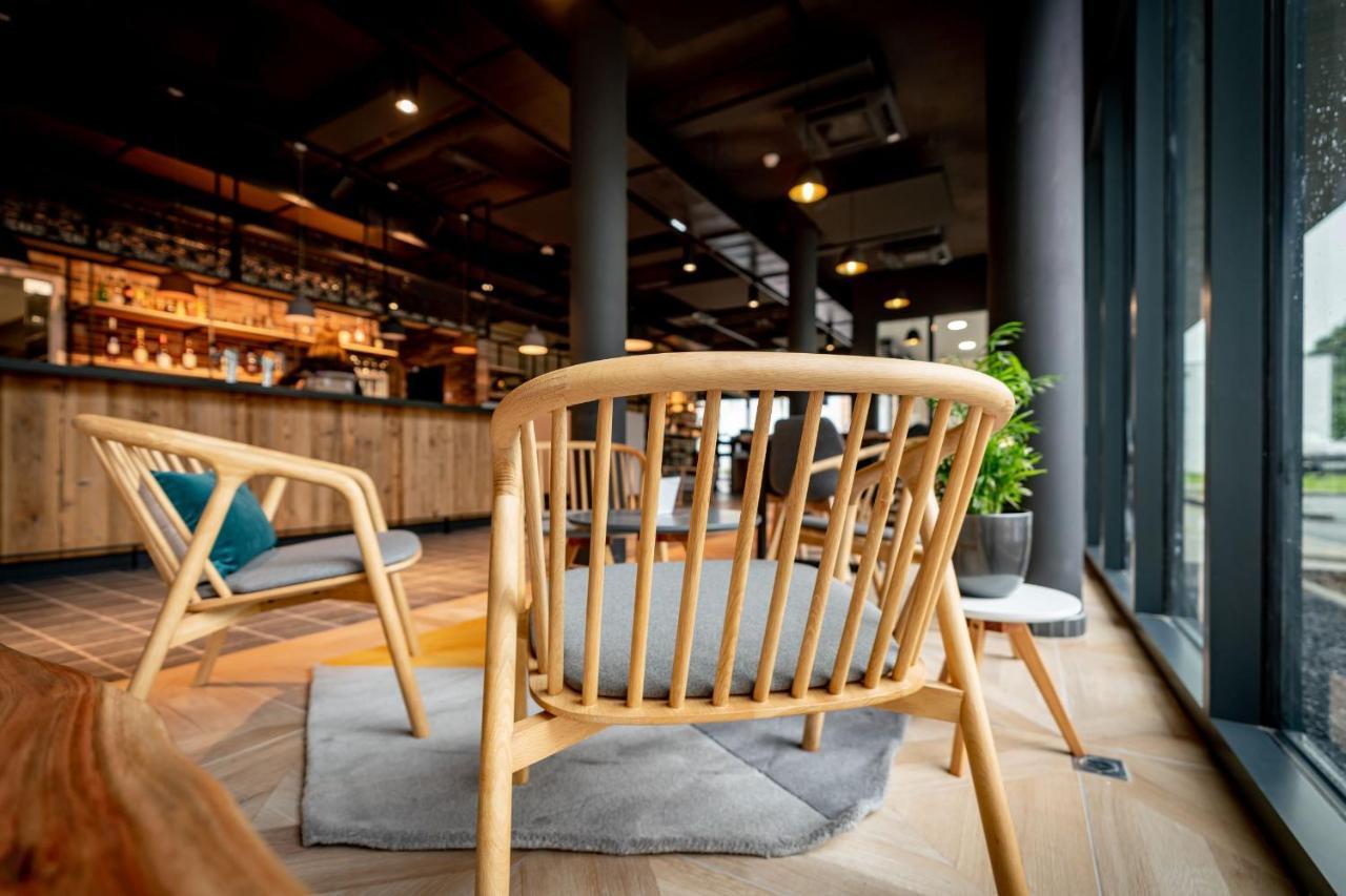 Ibis Styles Valenciennes Petite Foret Esterno foto