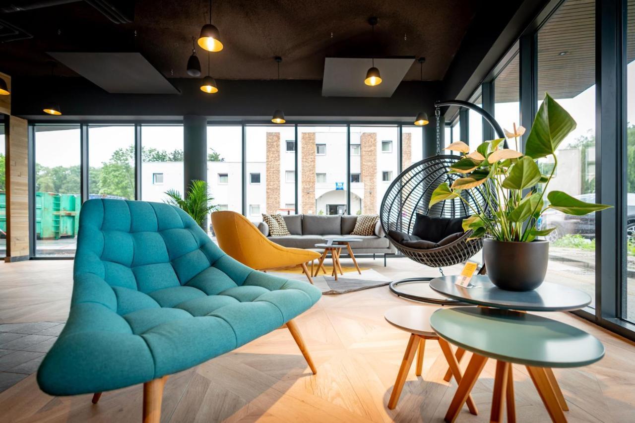 Ibis Styles Valenciennes Petite Foret Esterno foto
