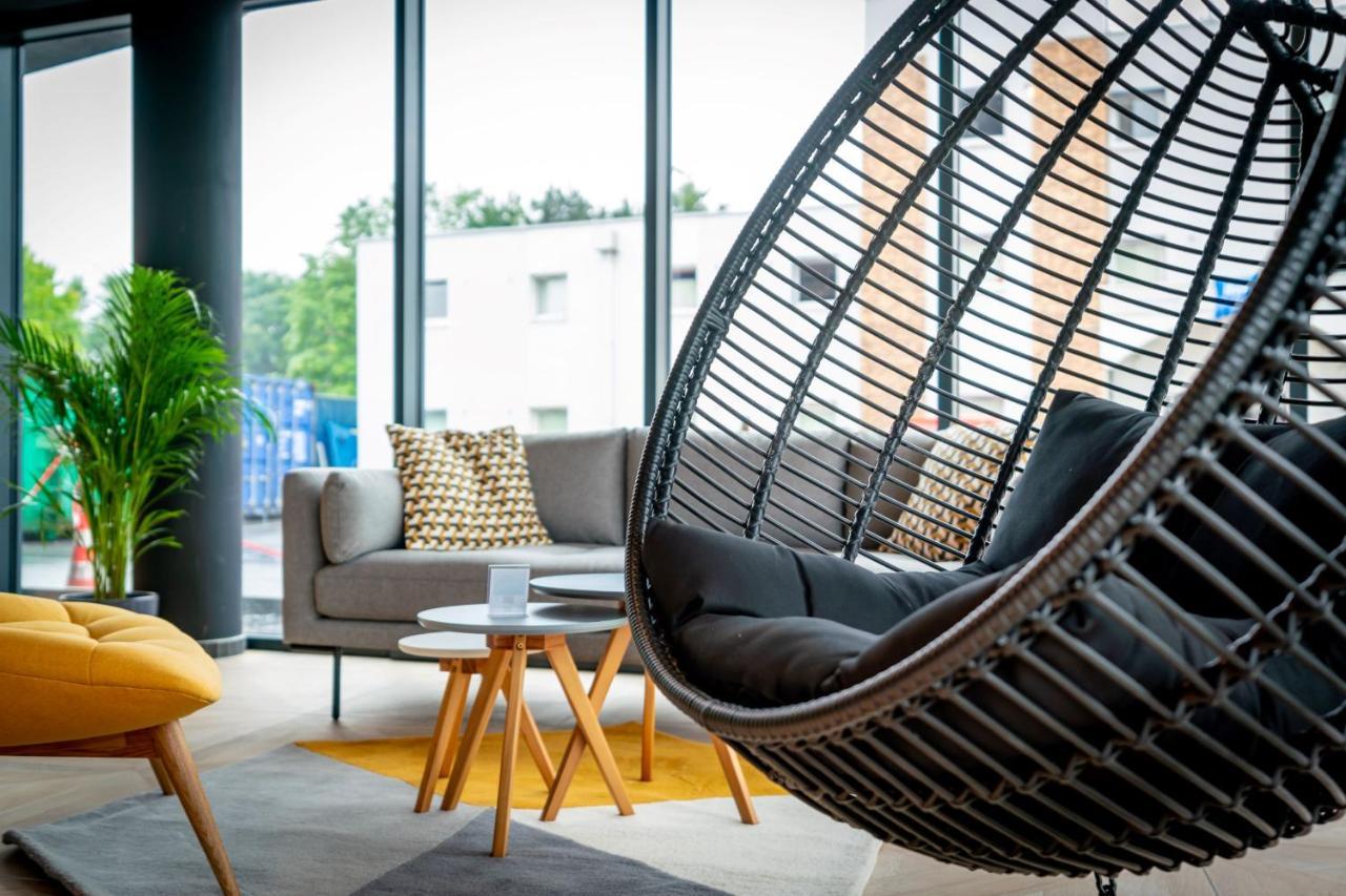 Ibis Styles Valenciennes Petite Foret Esterno foto
