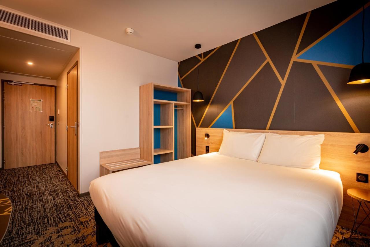 Ibis Styles Valenciennes Petite Foret Esterno foto