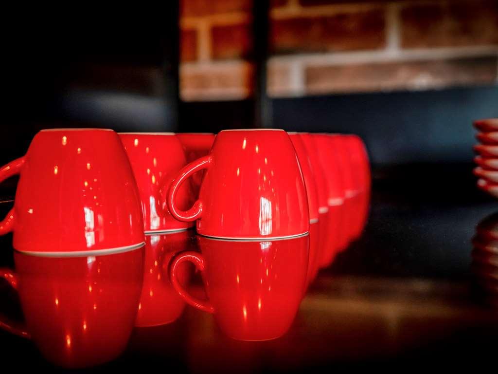 Ibis Styles Valenciennes Petite Foret Esterno foto