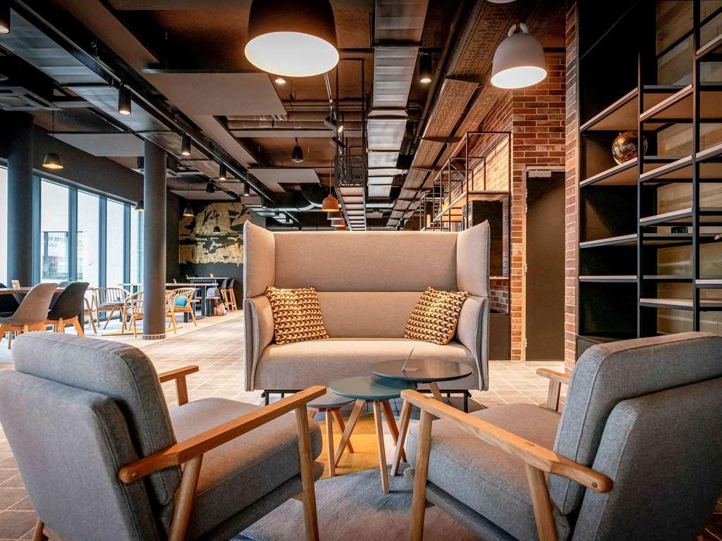 Ibis Styles Valenciennes Petite Foret Ristorante foto